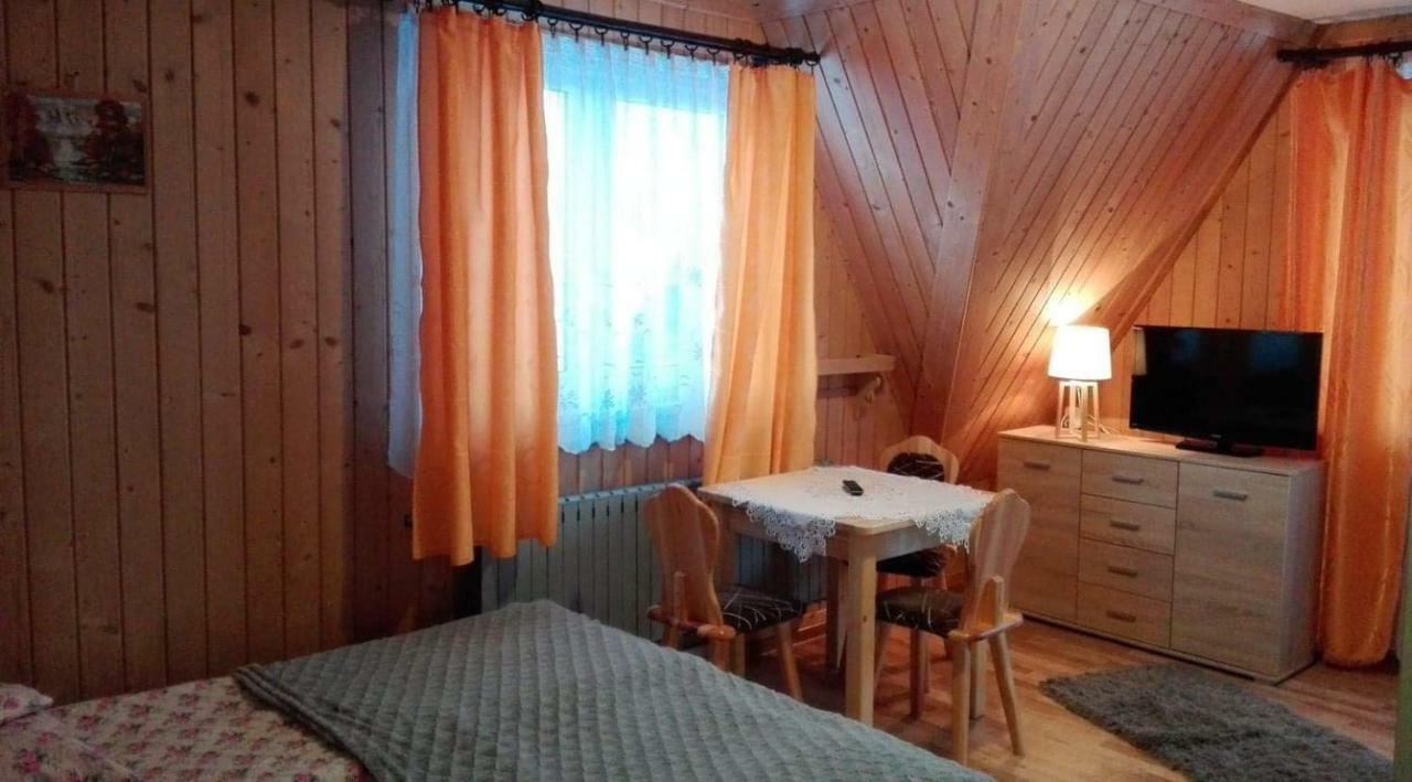 Pokoje Goscinne U Janki مورزاسيخله المظهر الخارجي الصورة